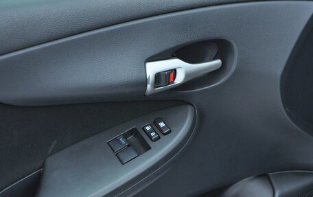 Toyota Corolla, 2011 год, 850 000 рублей, 11 фотография