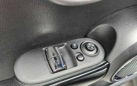 MINI Hatch, 2019 год, 1 990 000 рублей, 10 фотография