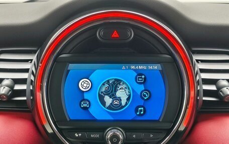 MINI Hatch, 2019 год, 1 990 000 рублей, 15 фотография