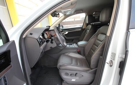 Volkswagen Touareg III, 2019 год, 4 595 000 рублей, 12 фотография