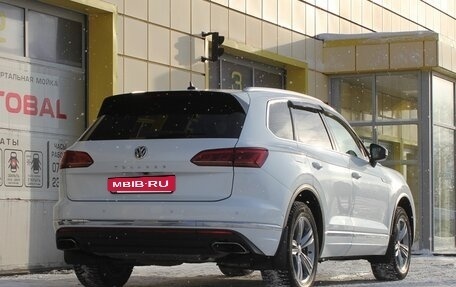 Volkswagen Touareg III, 2019 год, 4 595 000 рублей, 6 фотография