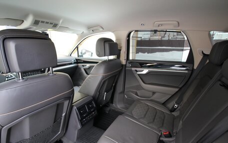 Volkswagen Touareg III, 2019 год, 4 595 000 рублей, 20 фотография