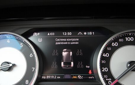 Volkswagen Touareg III, 2019 год, 4 595 000 рублей, 25 фотография