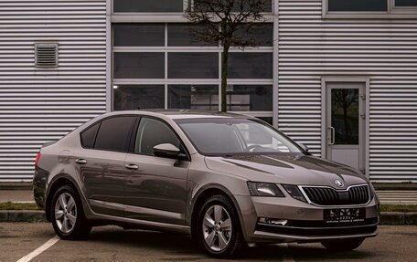 Skoda Octavia, 2018 год, 1 595 000 рублей, 3 фотография