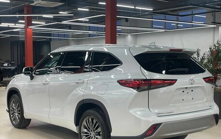 Toyota Highlander, 2025 год, 5 940 000 рублей, 5 фотография