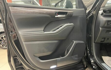 Toyota Highlander, 2025 год, 5 940 000 рублей, 13 фотография