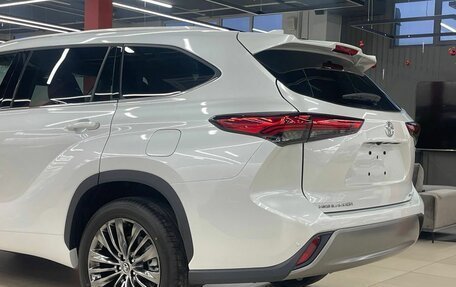 Toyota Highlander, 2025 год, 5 940 000 рублей, 8 фотография