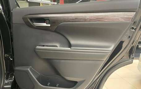 Toyota Highlander, 2025 год, 5 940 000 рублей, 22 фотография