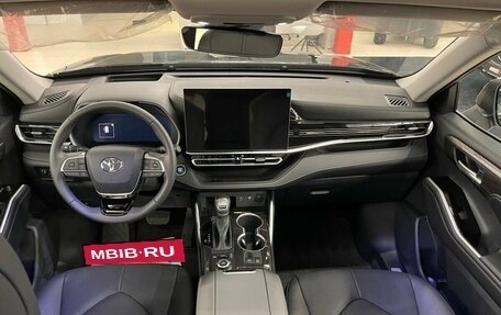 Toyota Highlander, 2025 год, 5 940 000 рублей, 20 фотография