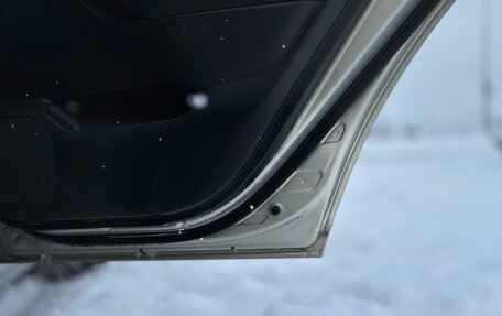 Toyota Avensis III рестайлинг, 2006 год, 530 000 рублей, 13 фотография