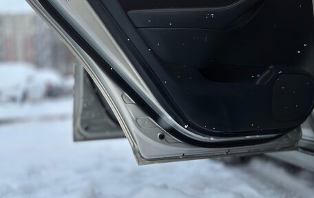 Toyota Avensis III рестайлинг, 2006 год, 530 000 рублей, 12 фотография