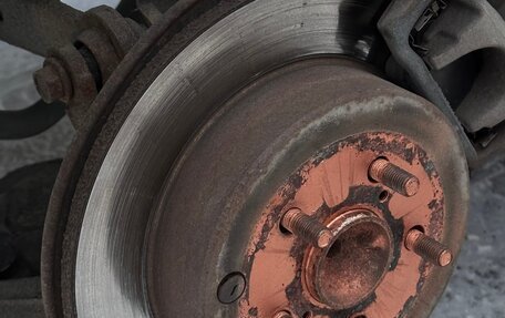 Toyota Avensis III рестайлинг, 2006 год, 530 000 рублей, 32 фотография