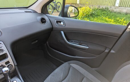 Peugeot 408 I рестайлинг, 2016 год, 790 000 рублей, 7 фотография