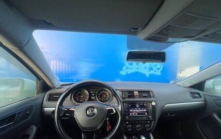 Volkswagen Jetta VI, 2016 год, 800 000 рублей, 7 фотография