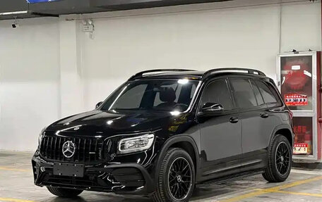 Mercedes-Benz GLB, 2022 год, 1 870 004 рублей, 3 фотография