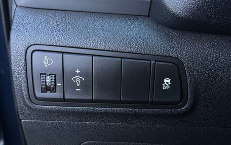 Hyundai Tucson III, 2018 год, 2 350 000 рублей, 21 фотография