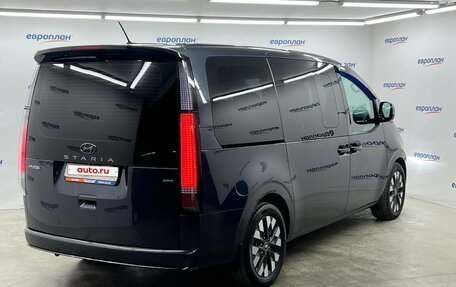 Hyundai Staria, 2022 год, 5 400 000 рублей, 3 фотография