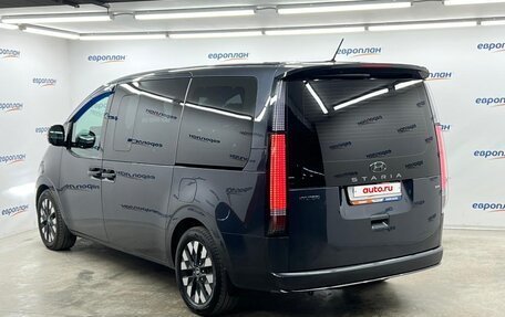 Hyundai Staria, 2022 год, 5 400 000 рублей, 4 фотография