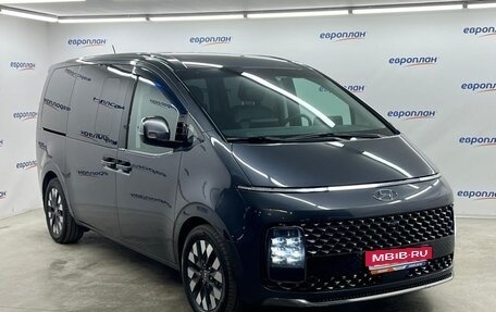 Hyundai Staria, 2022 год, 5 400 000 рублей, 2 фотография