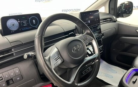 Hyundai Staria, 2022 год, 5 400 000 рублей, 6 фотография