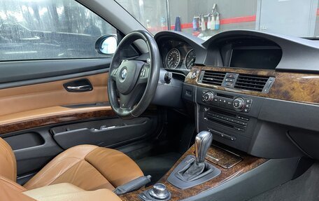 BMW 3 серия, 2008 год, 3 000 000 рублей, 10 фотография