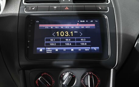 Volkswagen Polo VI (EU Market), 2010 год, 899 000 рублей, 13 фотография