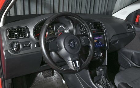 Volkswagen Polo VI (EU Market), 2010 год, 899 000 рублей, 6 фотография