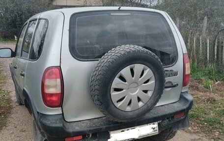 Chevrolet Niva I рестайлинг, 2003 год, 150 000 рублей, 2 фотография