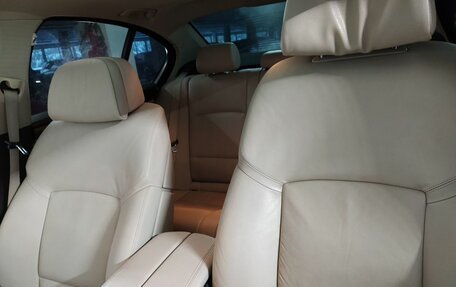 BMW 5 серия, 2011 год, 2 049 000 рублей, 12 фотография