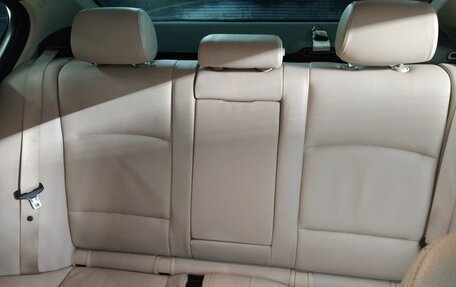 BMW 5 серия, 2011 год, 2 049 000 рублей, 17 фотография