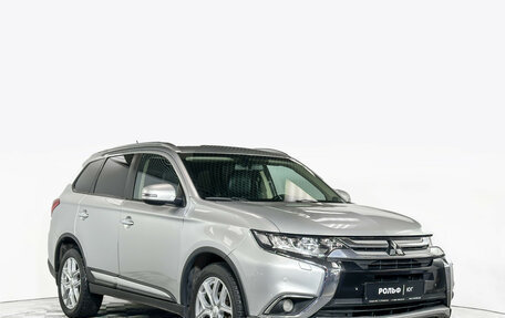 Mitsubishi Outlander III рестайлинг 3, 2015 год, 1 700 000 рублей, 3 фотография