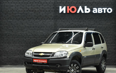 Chevrolet Niva I рестайлинг, 2010 год, 540 000 рублей, 2 фотография