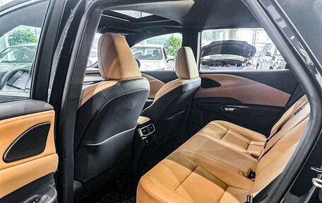 Lexus RX IV рестайлинг, 2025 год, 7 749 000 рублей, 15 фотография