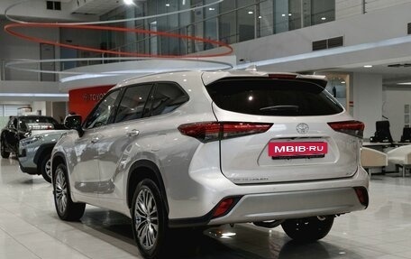 Toyota Highlander, 2025 год, 6 400 000 рублей, 8 фотография