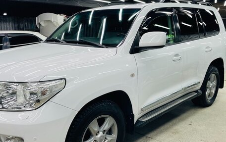 Toyota Land Cruiser 200, 2010 год, 3 700 000 рублей, 4 фотография