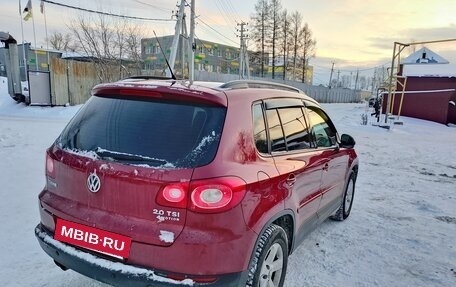 Volkswagen Tiguan I, 2011 год, 950 000 рублей, 4 фотография