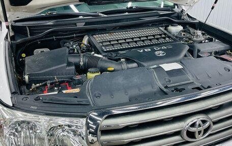 Toyota Land Cruiser 200, 2010 год, 3 700 000 рублей, 10 фотография