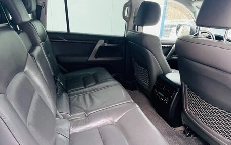 Toyota Land Cruiser 200, 2010 год, 3 700 000 рублей, 27 фотография