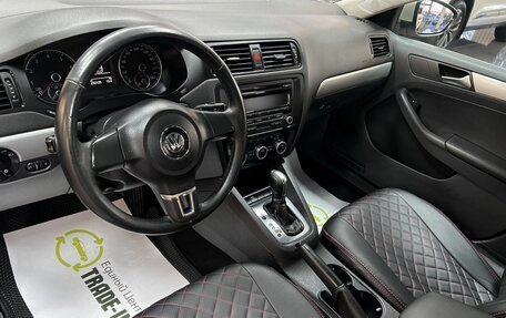 Volkswagen Jetta VI, 2012 год, 895 000 рублей, 9 фотография
