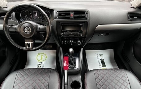 Volkswagen Jetta VI, 2012 год, 895 000 рублей, 11 фотография