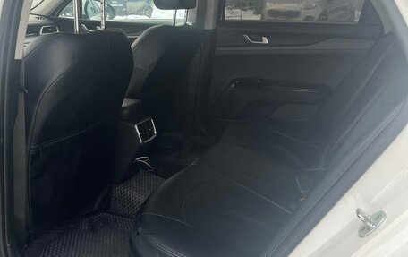 KIA K5, 2022 год, 2 200 000 рублей, 3 фотография