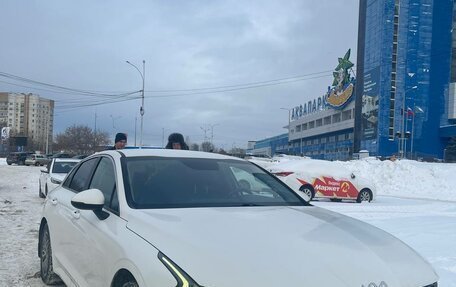 KIA K5, 2022 год, 2 200 000 рублей, 7 фотография