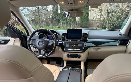 Mercedes-Benz GLS, 2017 год, 4 400 000 рублей, 9 фотография