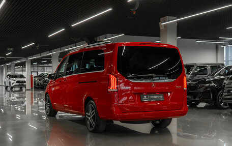 Mercedes-Benz V-Класс, 2016 год, 3 880 000 рублей, 5 фотография