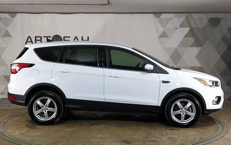 Ford Kuga III, 2016 год, 1 550 000 рублей, 6 фотография