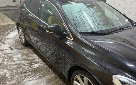 Volvo V40 II рестайлинг, 2017 год, 1 550 000 рублей, 15 фотография