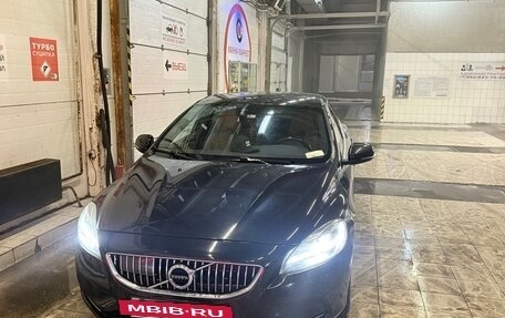 Volvo V40 II рестайлинг, 2017 год, 1 550 000 рублей, 3 фотография