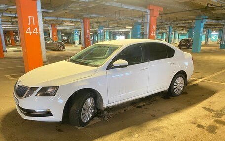 Skoda Octavia, 2018 год, 1 350 000 рублей, 2 фотография