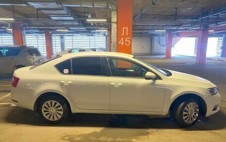 Skoda Octavia, 2018 год, 1 350 000 рублей, 13 фотография