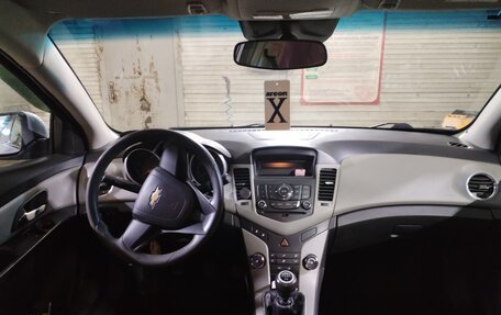 Chevrolet Cruze II, 2011 год, 560 000 рублей, 10 фотография